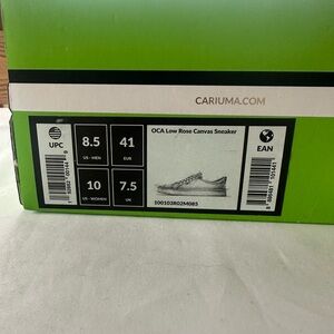 Cariuma OCA Low Rose Canvas Sneakers